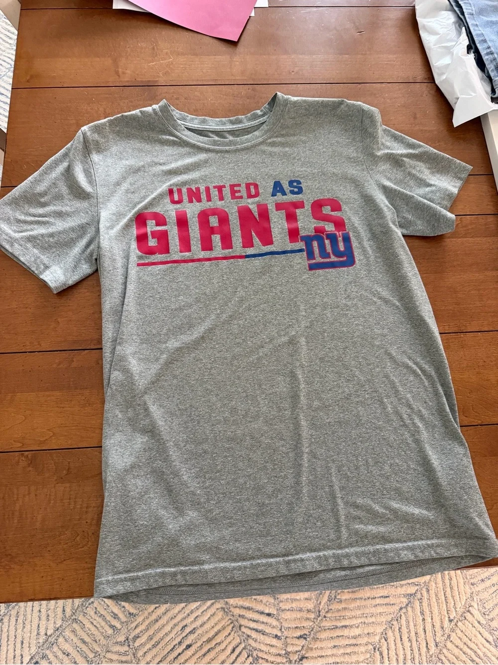 Nike Men’s  ‘United As Giants' Dri-fit T-Shirt - size small, like new